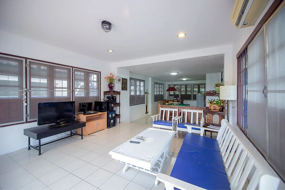 Baan Let's Sea Pool Villa
