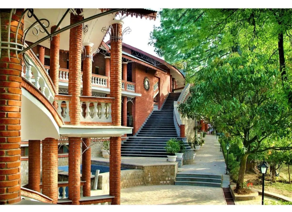 WelcomHeritage Taragarh Palace