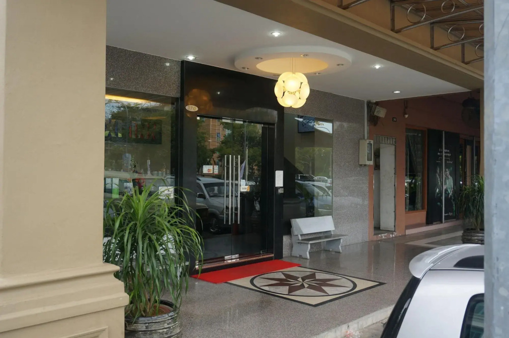 Maxi Inn
