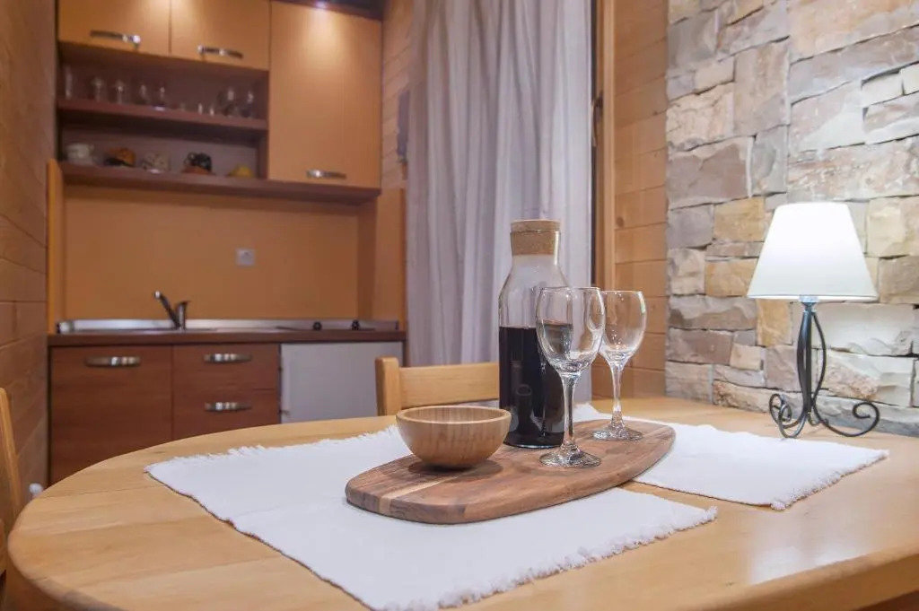Villa Natural Wood