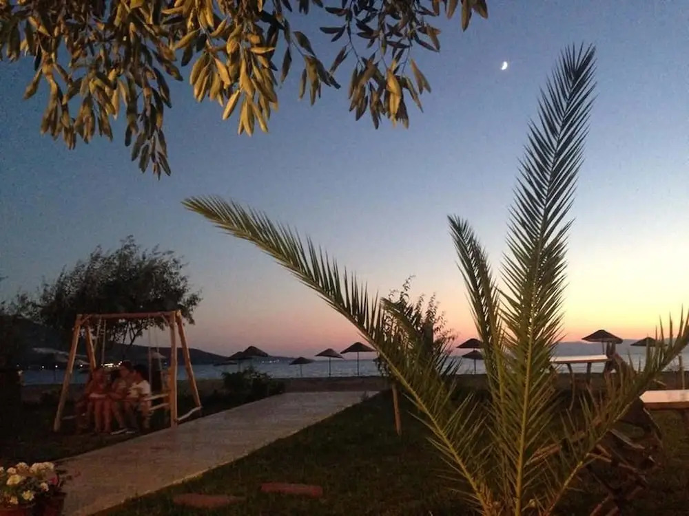 Dikili Sunset Club