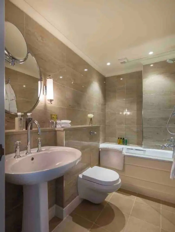 3 Bed Penthouse Apartment Next To Harrods