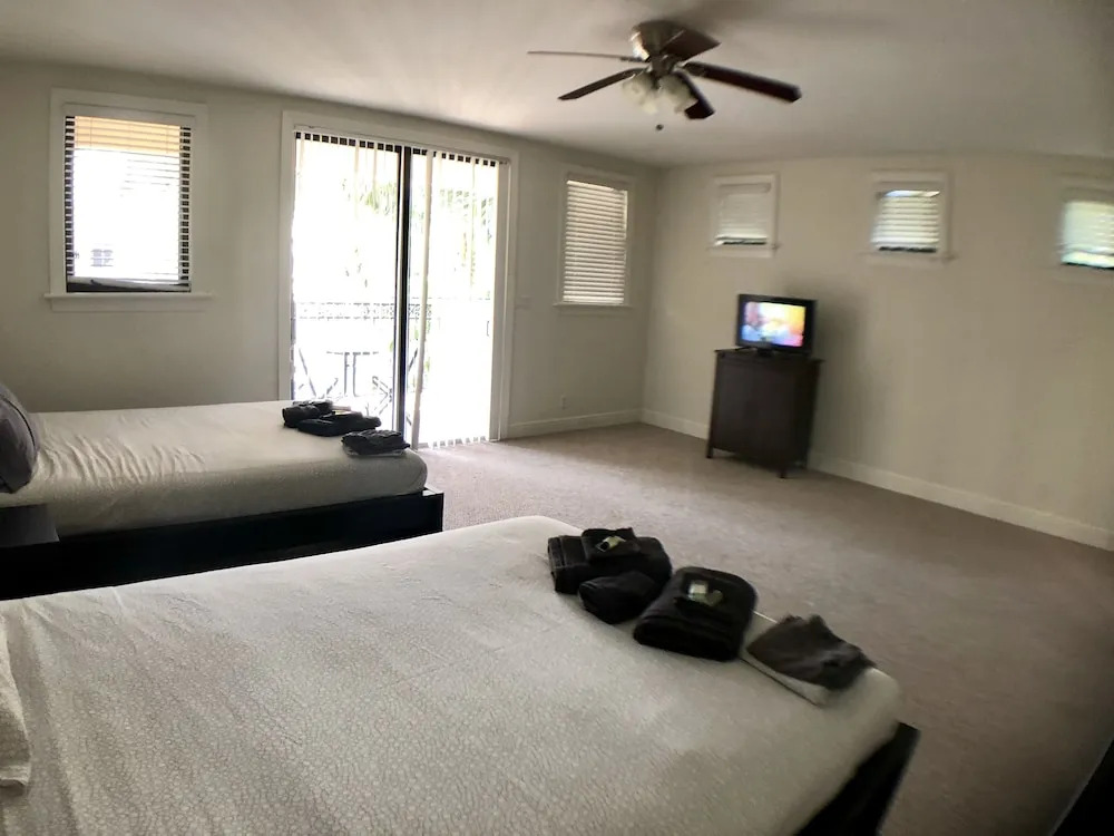 Huge House in Fort Lauderdale - 819