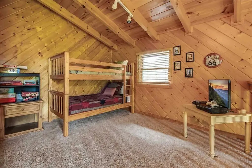 Irish Blessings 1 Bedroom Home with Hot Tub