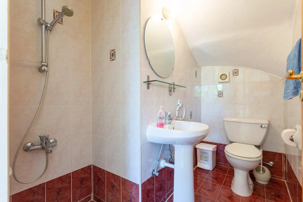 Sun Beach Villa Thio