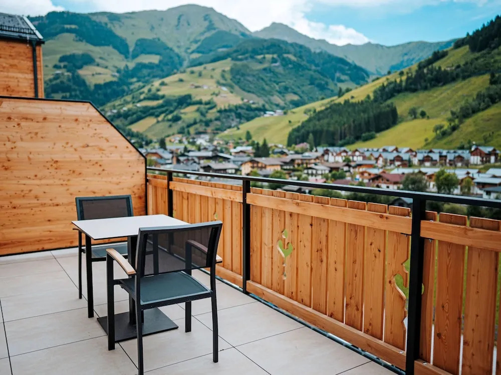 Nice Apartment With Balcony, Right on the Skislope