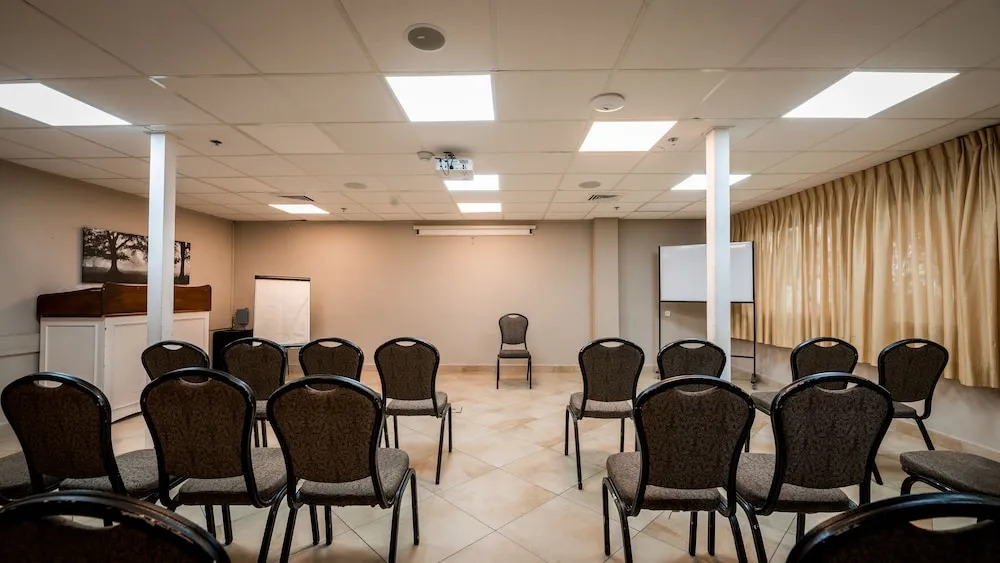 C-Hotel Neve Illan