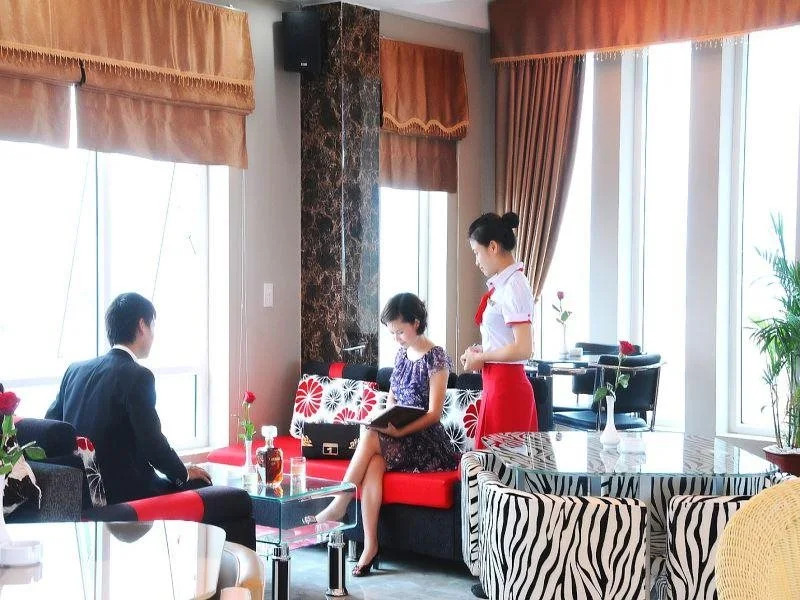 Hotel 68