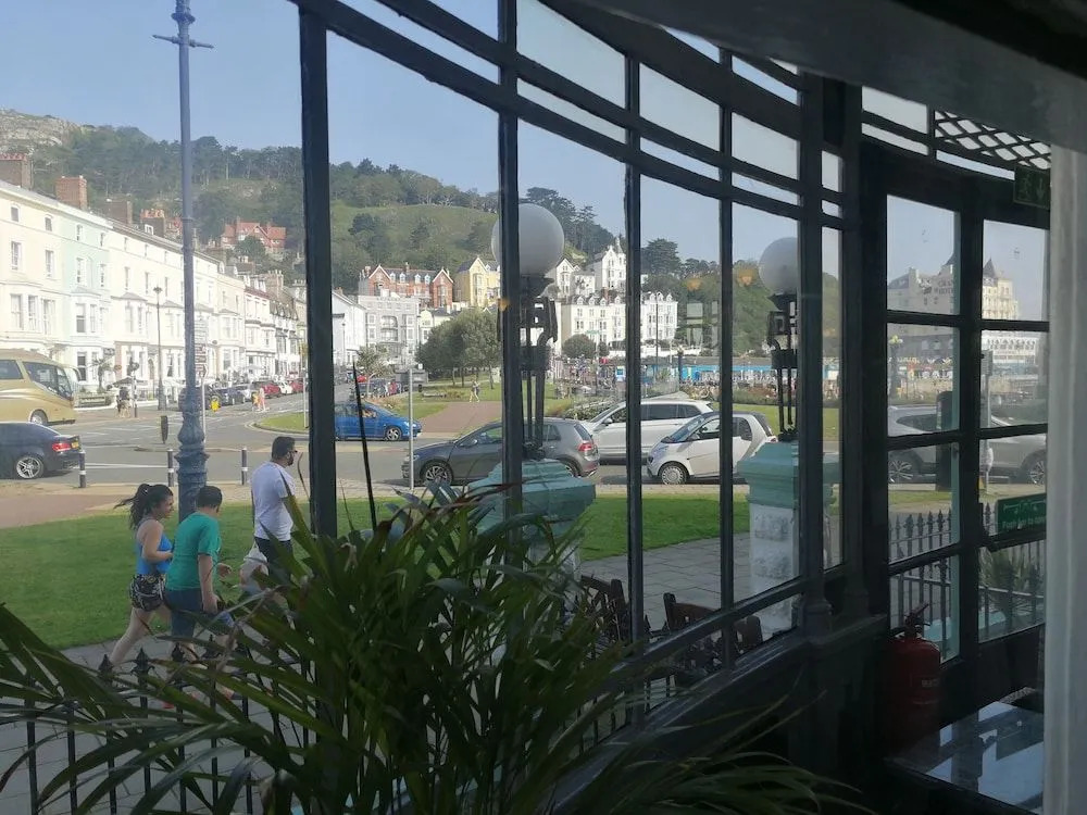 The Marlborough Hotel