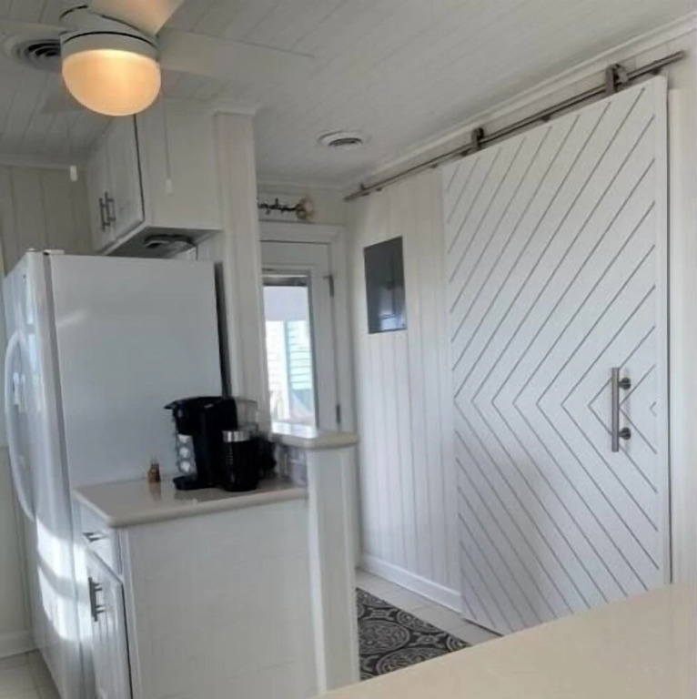 Meant To Be 2 Bedroom Home by RedAwning