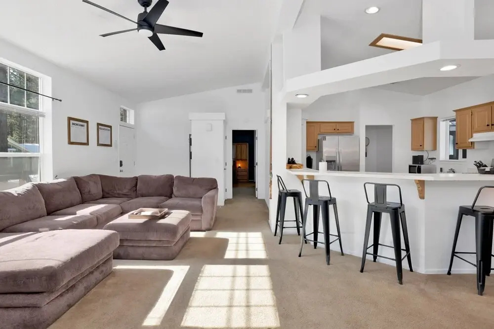 2240-summit View Lodge 3 Bedroom Home by Redawning