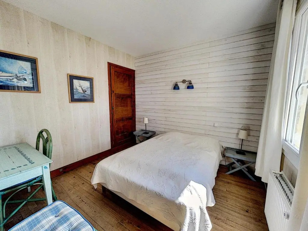 Maison Jullouville, 5 pièces, 8 personnes - FR-1-361-27