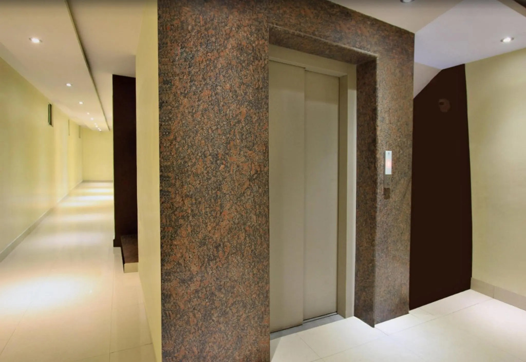 Hotel MB International