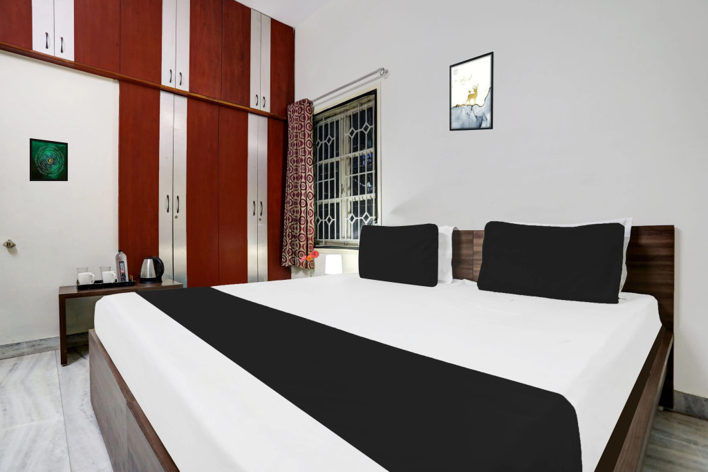 OYO Hotel O Ashok Nagar Near JNTU College