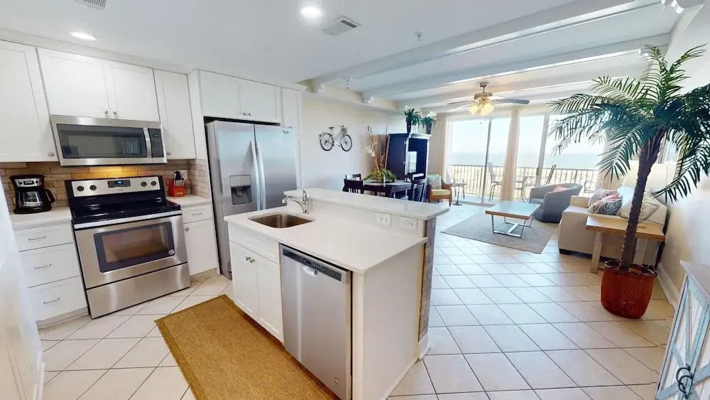 Ocean Song 2 by Tybee Vacation Rentals