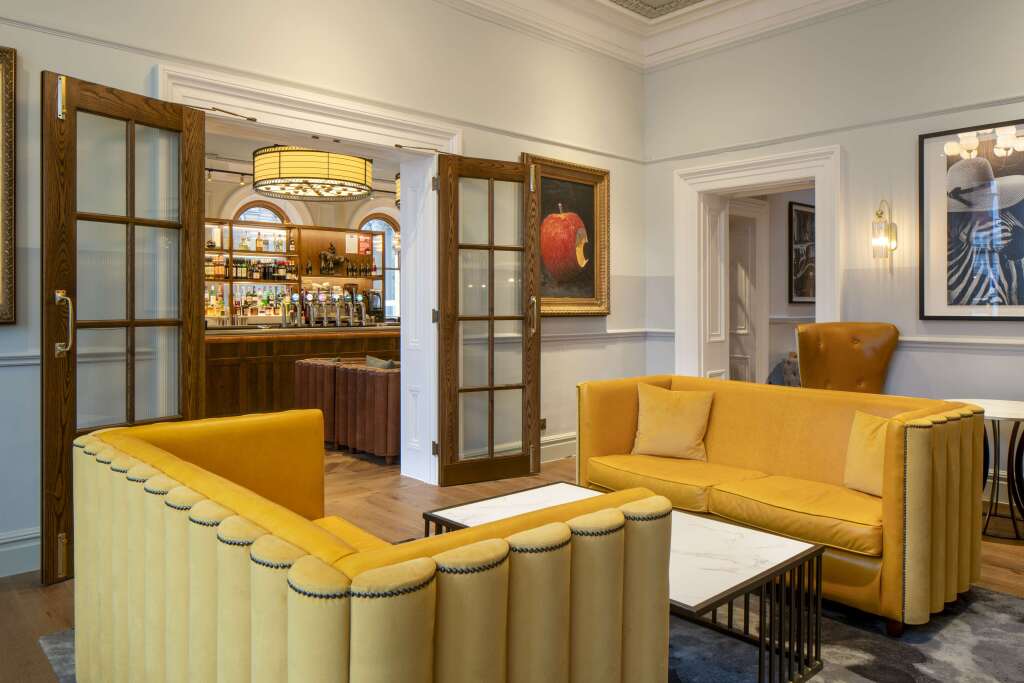 The Queen at Chester Hotel - Handwritten Collection