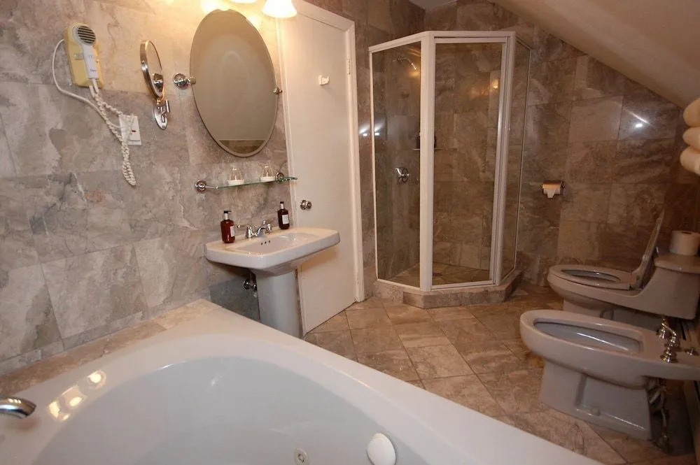 The Copperhood Retreat & Spa