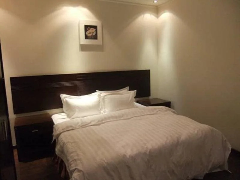 Armada Palace 2