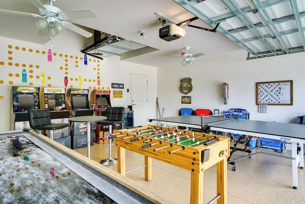 6 Mi to Dtwn: Waterfront Cape Coral Home w/ Pool!