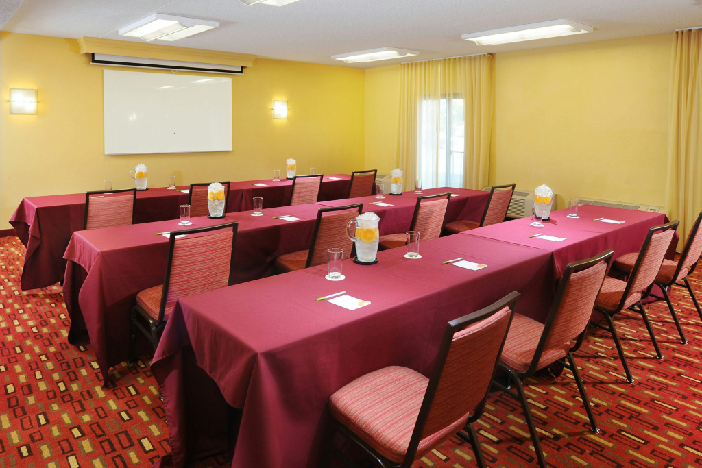 Courtyard by Marriott Oklahoma City Airport