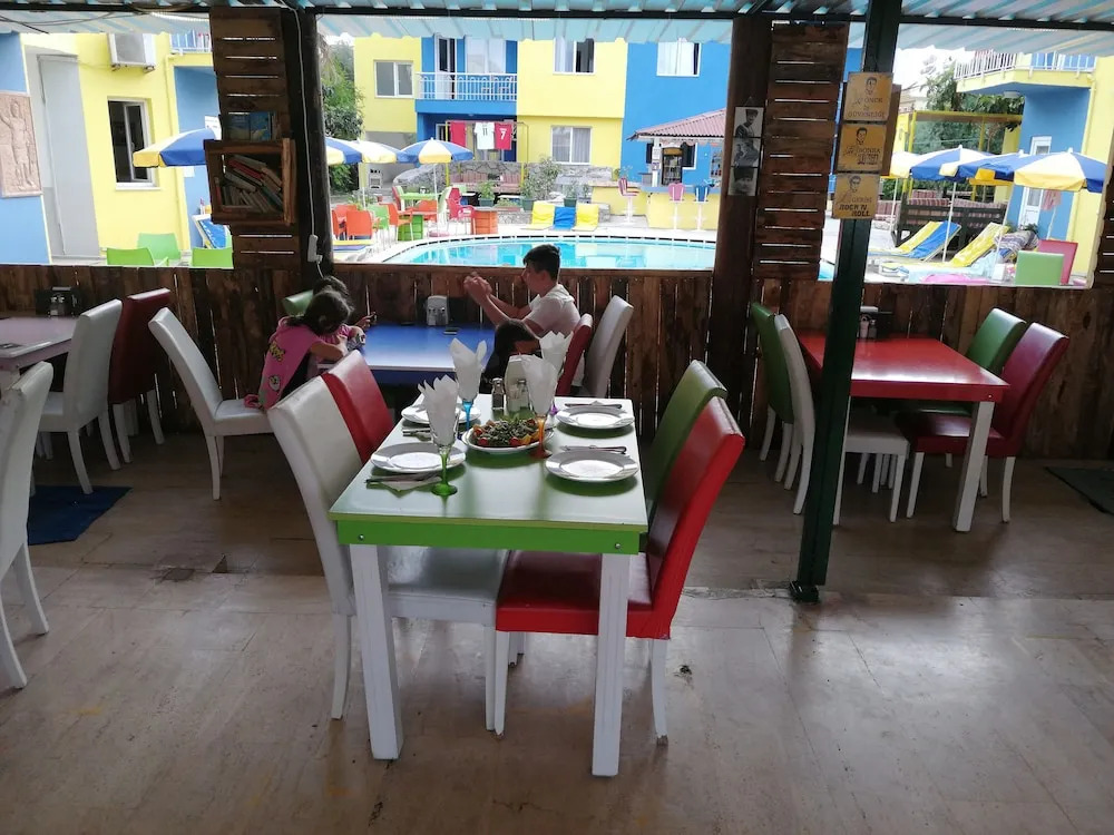 Dost Hotel