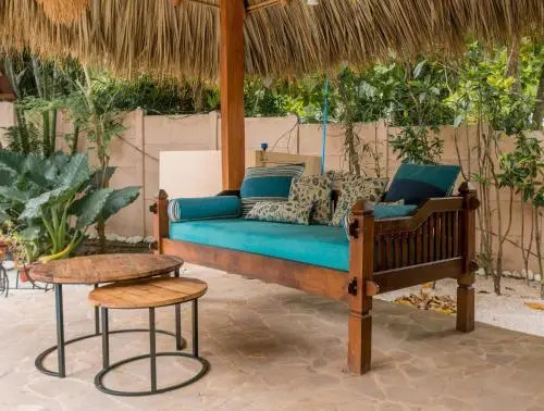 Beachfront Villa Bonita