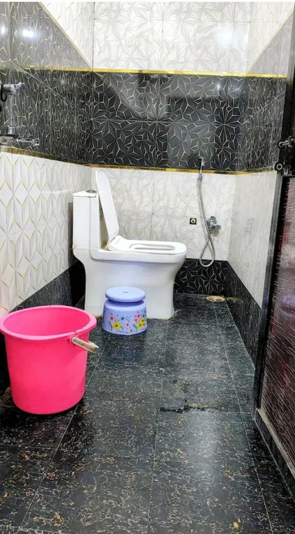 Hotel Shri Hari Lodge Ram Nagari Ayodhya