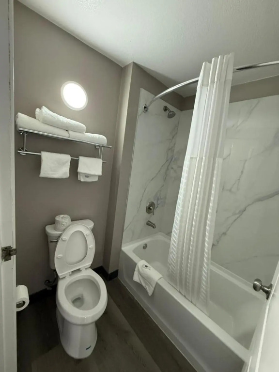Motel 6-Enfield, CT - Hartford
