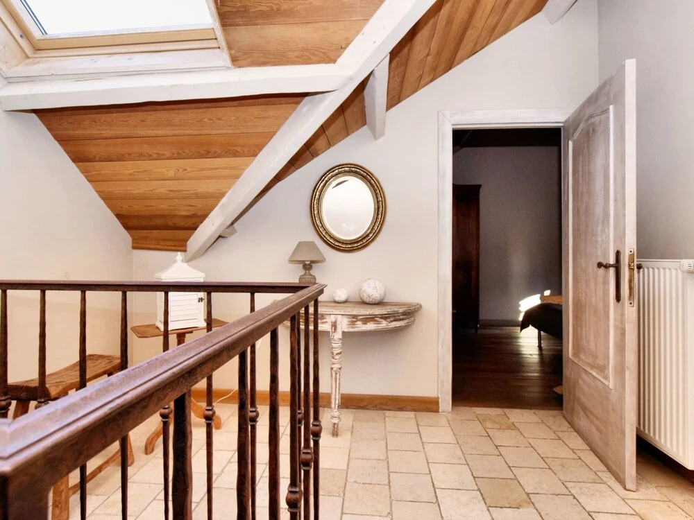 Rustic holiday home in Halleux
