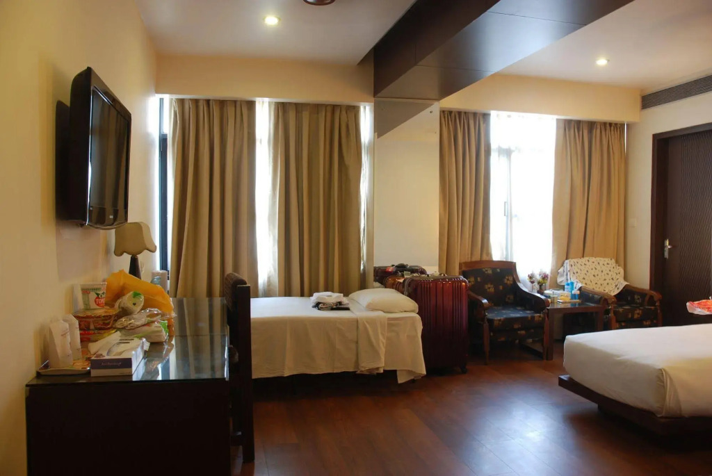 Hotel Metro Heights