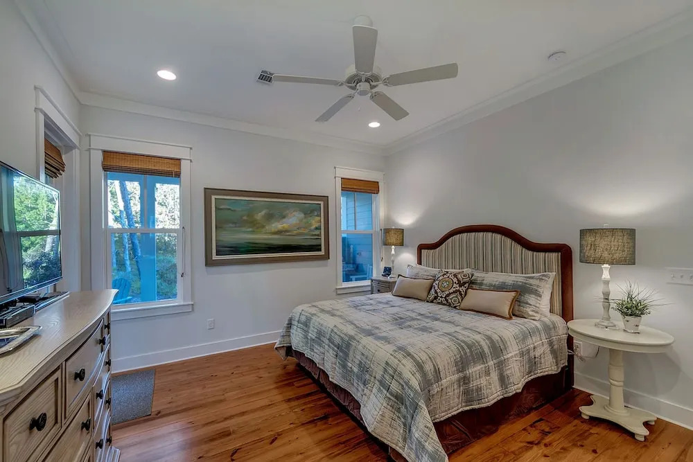 Saltire Cottage by Destin Getaways