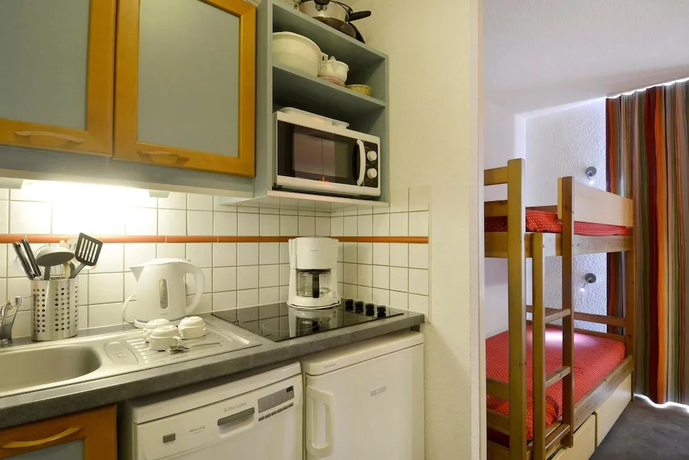 Belle Plagne Divisible Studio on the Resort Center for 4 People of 23mâ² Cs1101