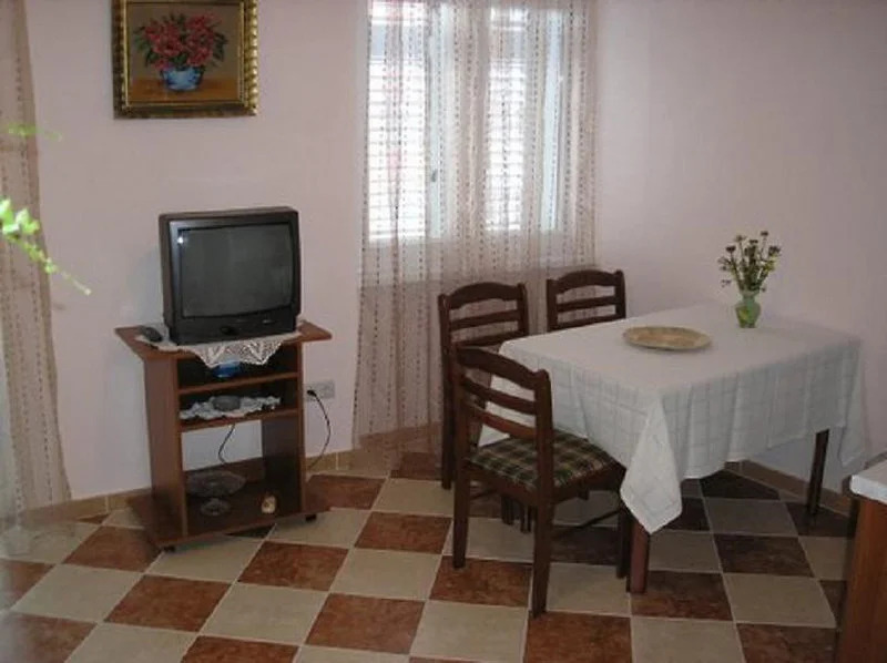 Split Apartments Peric