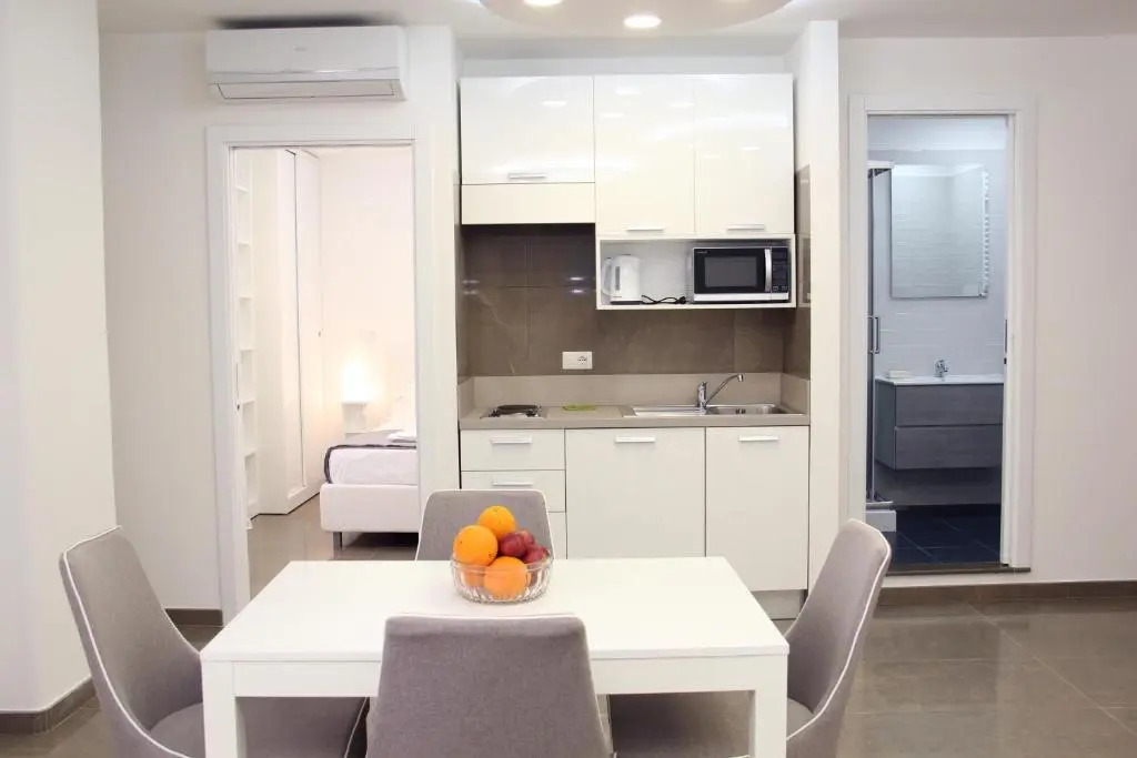Mondo Suites Apartments