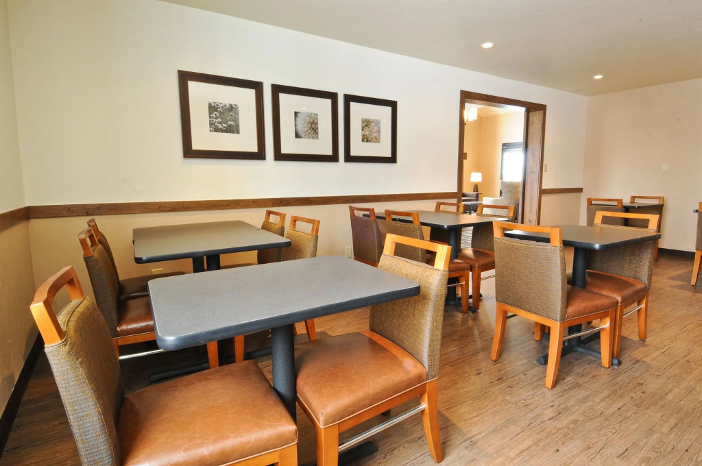 Alpine Inn