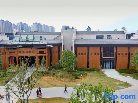 Wanzai Shanshui Yinbin Hotel