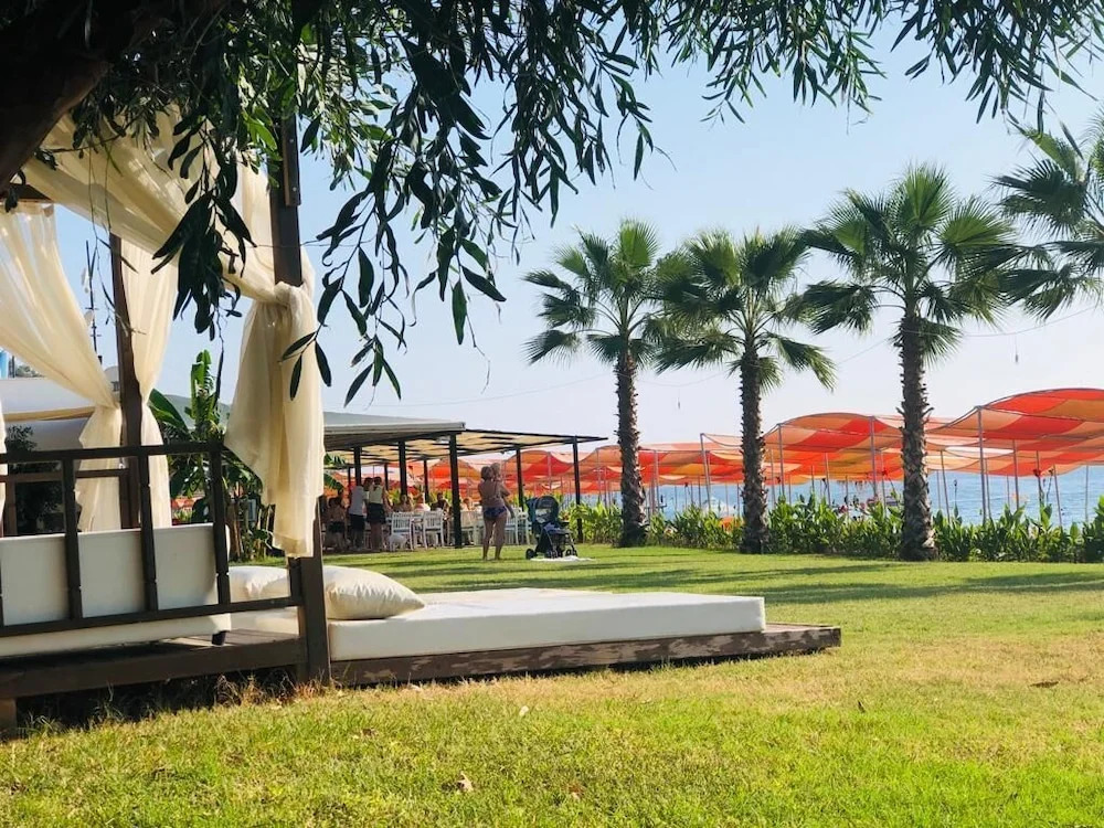 Gold City 3 bedroom Villa 1