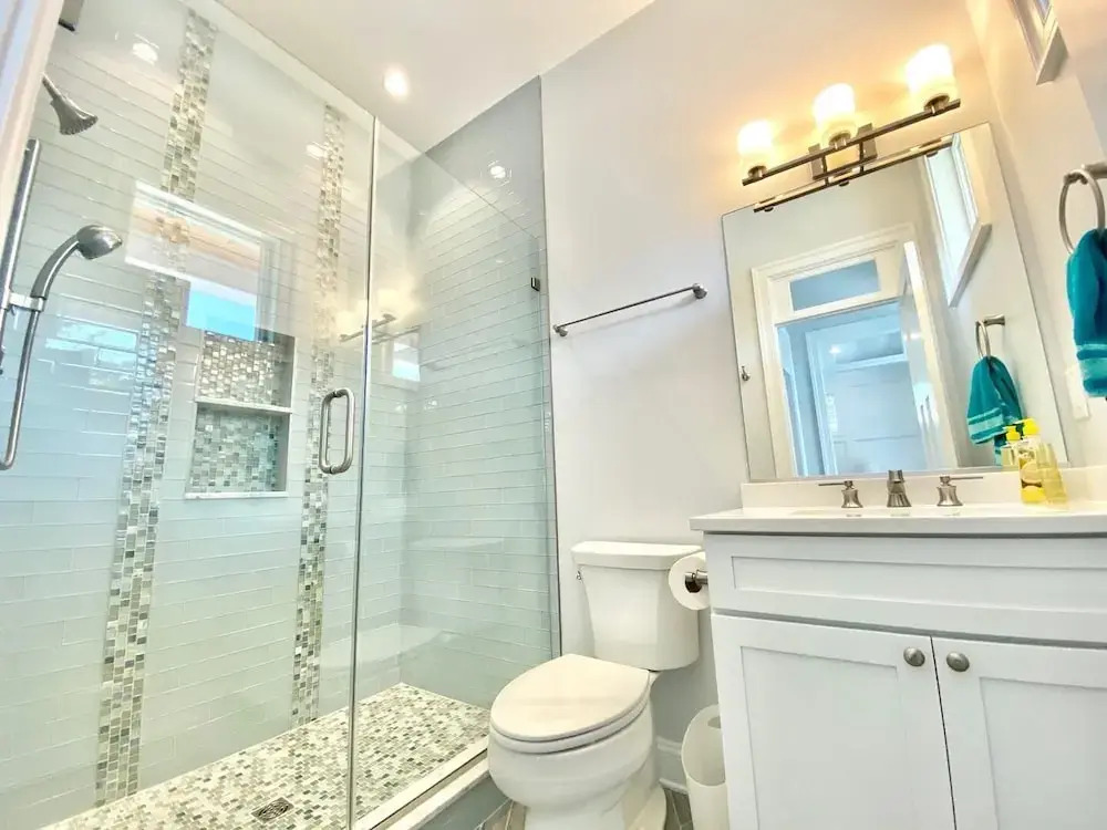 Scarborough Avenue 303