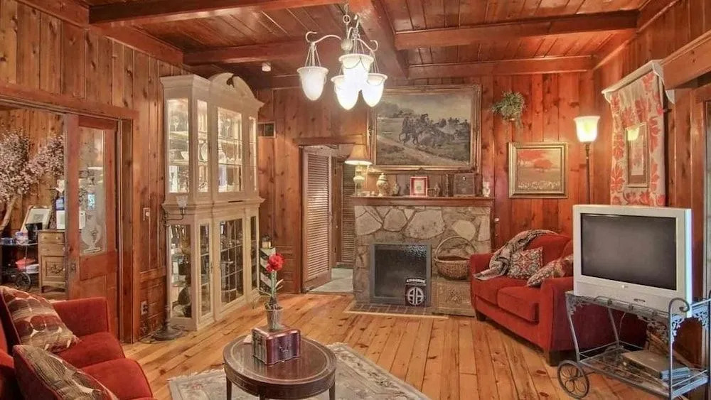 Wauban Cottage