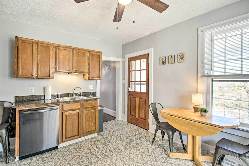 Historic Staunton Home ~ 1 Mi to Downtown!