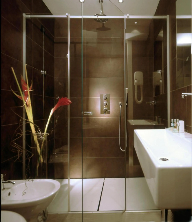 Alpi Hotel