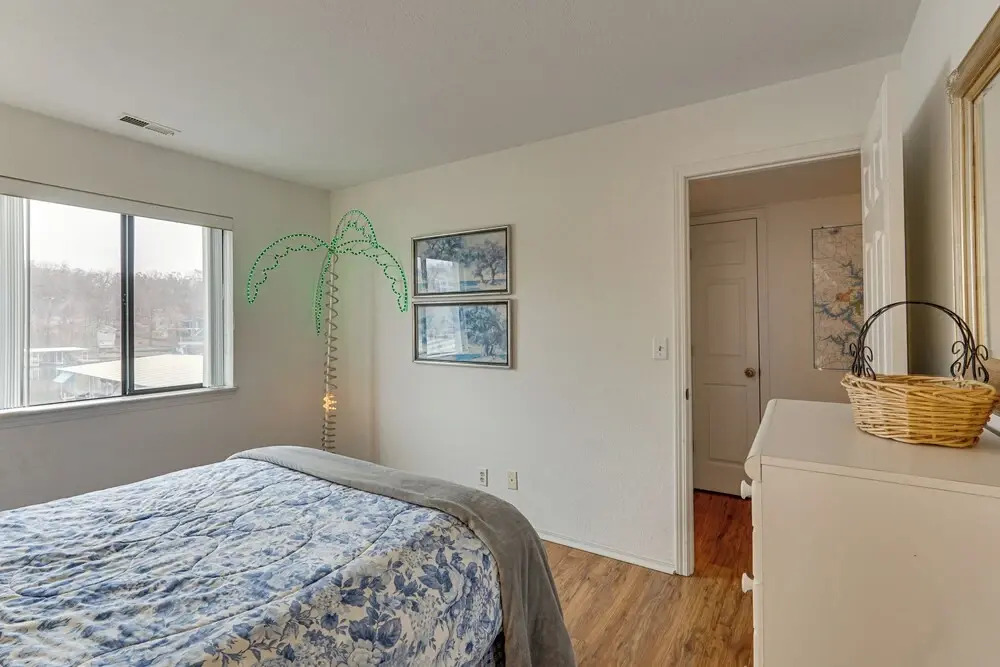 Main Channel View! Condo w/ Dock & Pool Access
