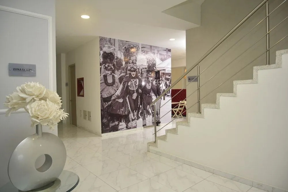OR HOTEL 94