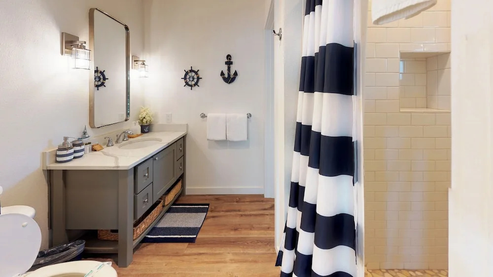 The Mermaid Inn 4 Bedroom Townhouse