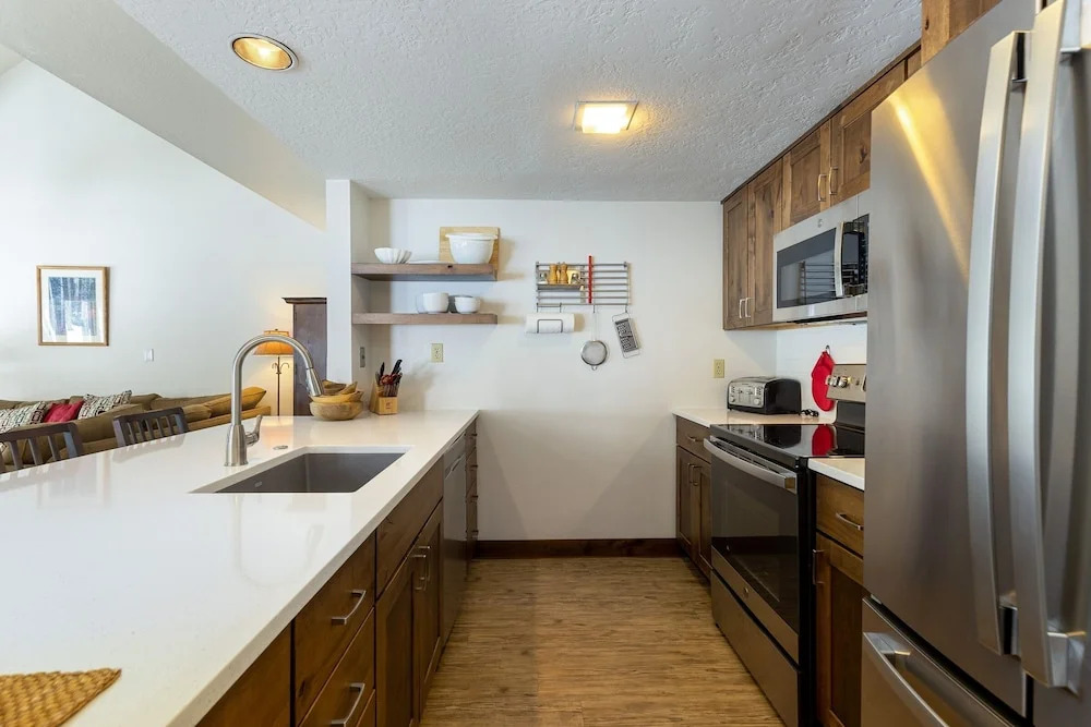1610 Quicksilver 2 Bedroom Condo by RedAwning