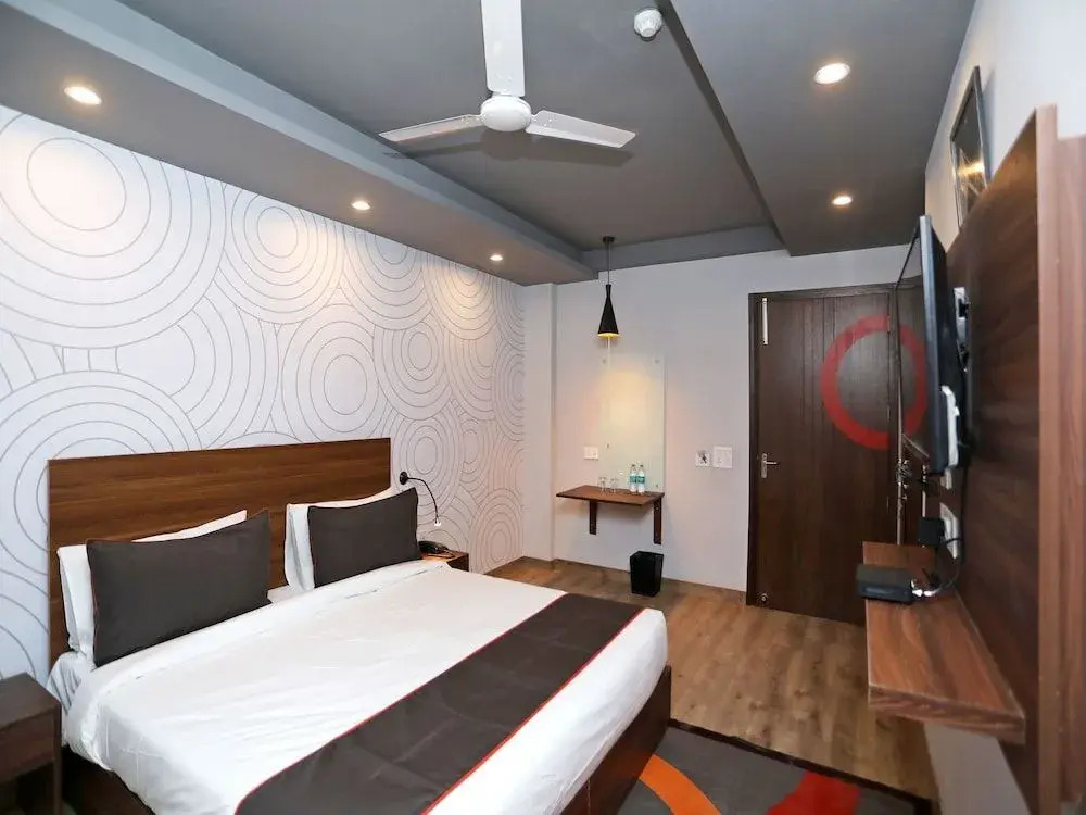 Palam Vihar By OYO Rooms