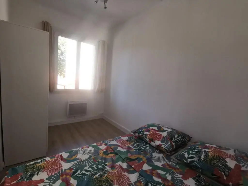 Appartement au cœur de cassis vue sur le parc
