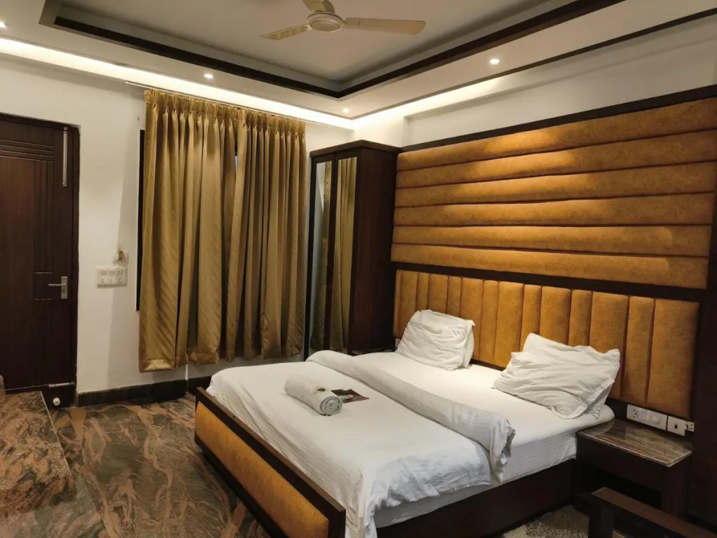 JJK Rukmini Vilas Hotel & Banquet