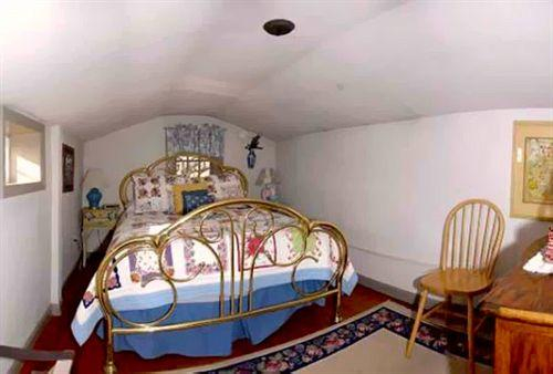 Osceola Mill House Bed and Breakfast