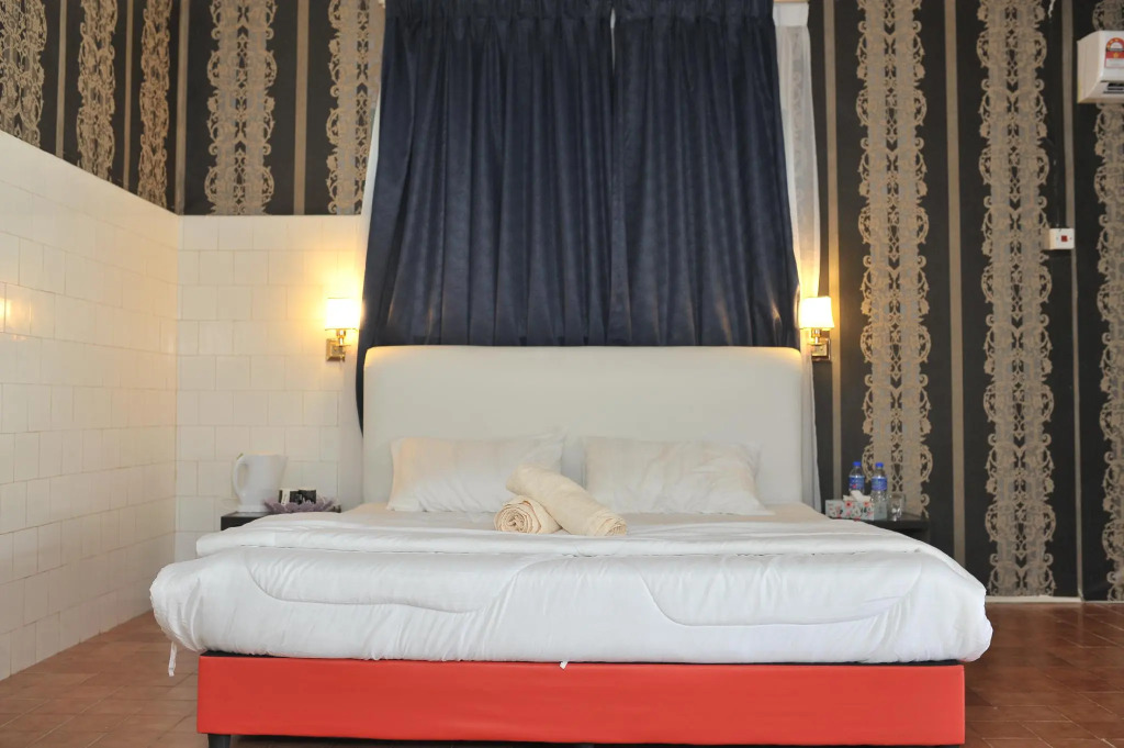 Green Town Hotels and Resorts